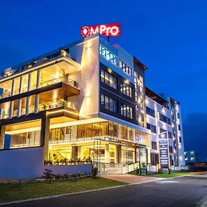 M Pro Palace - 12 Minutes To Palace Hotel